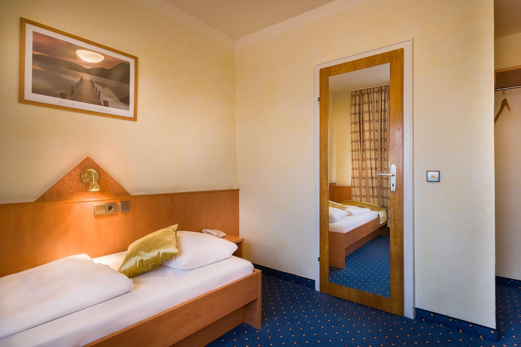 Scope Hotel Greif Карлсруэ Экстерьер фото