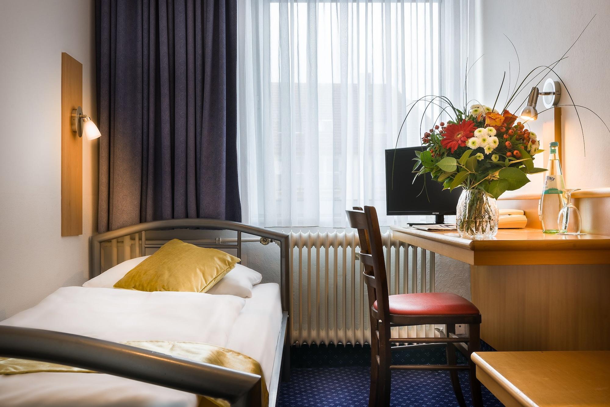 Scope Hotel Greif Карлсруэ Экстерьер фото