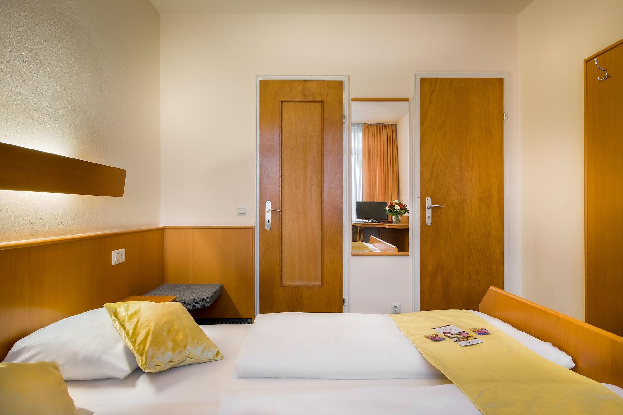 Scope Hotel Greif Карлсруэ Экстерьер фото