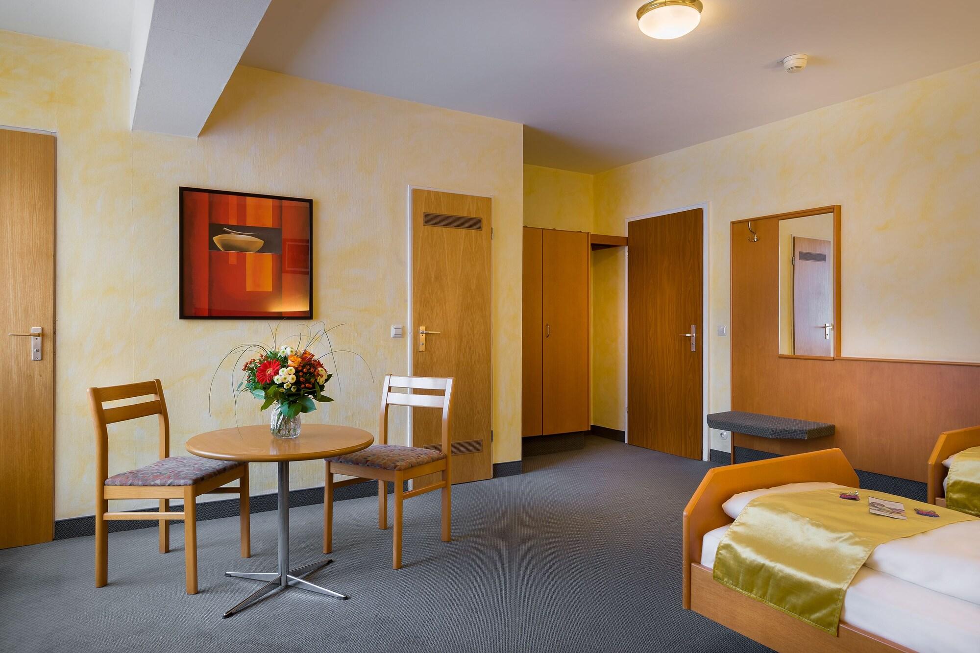 Scope Hotel Greif Карлсруэ Экстерьер фото