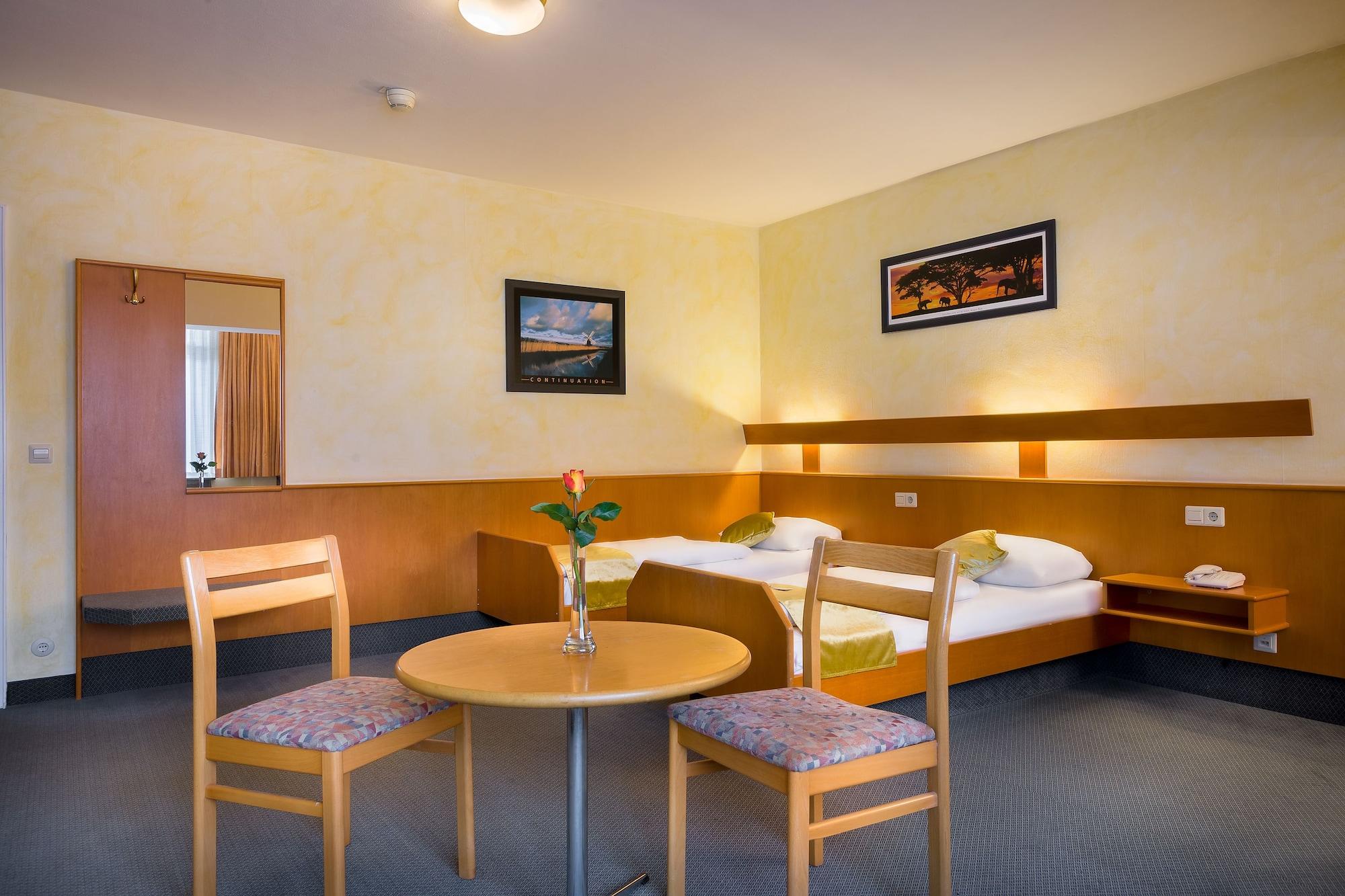 Scope Hotel Greif Карлсруэ Экстерьер фото
